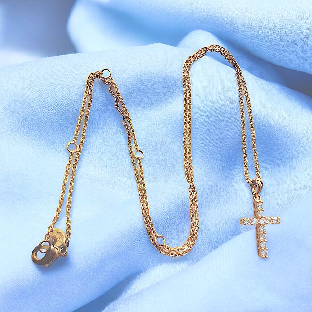 Premier Designs Rhinestone Cross Necklace Adjustable Chain 16" to 20"